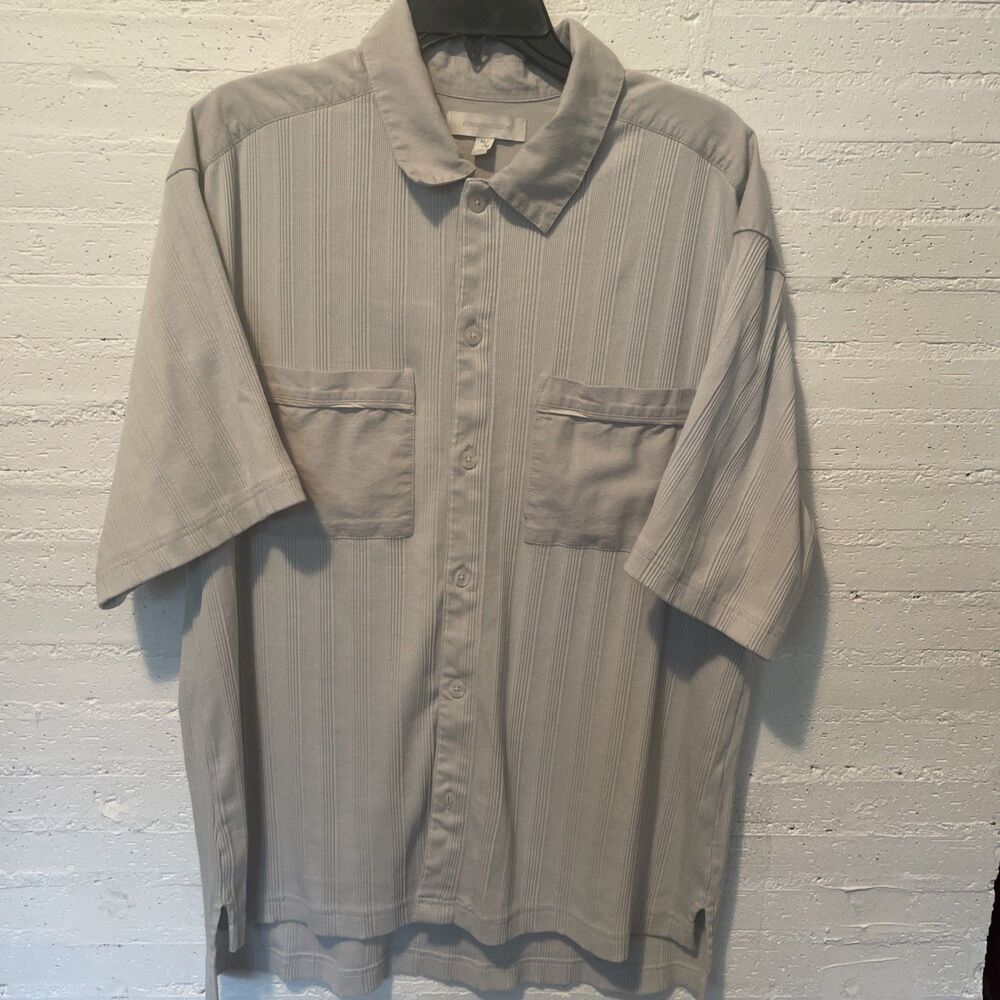 Urban Outfitters Standard/Cloth Men Textured Short Sleeve Button Up Retro Y2K M